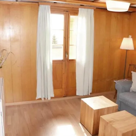 Burcher Haus 1- Og S-w * Bitsch